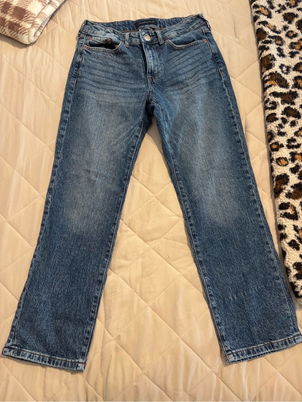 Aeropostale Mid Rise Ankle Straight Blue Denim Jeans